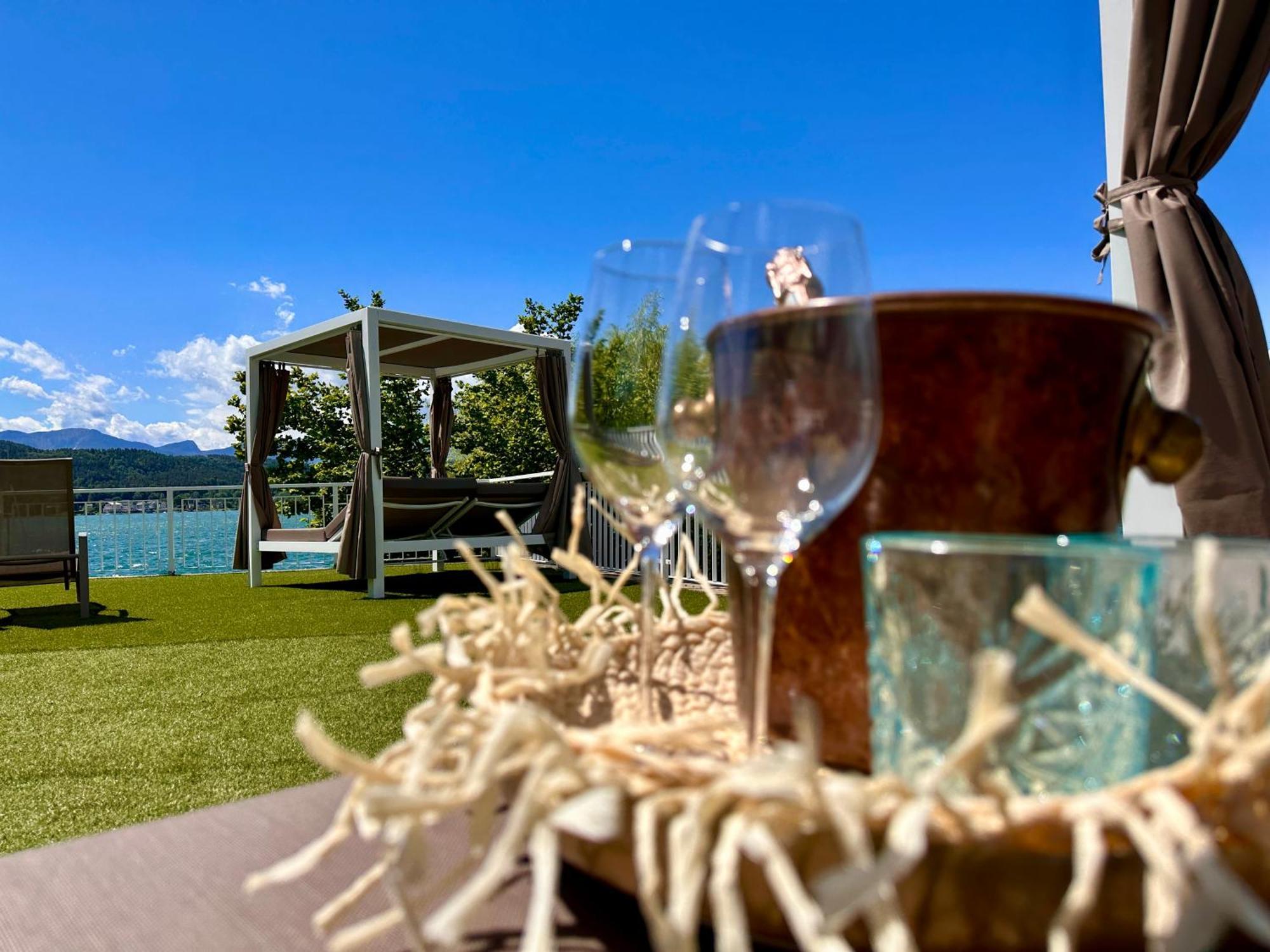 Strandhotel Kaerntnerhof 4*